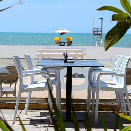 Hotel Andi Durres Luaran gambar