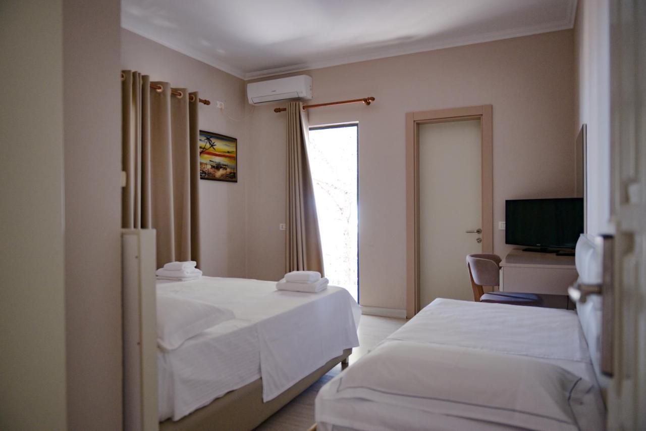 Hotel Andi Durres Luaran gambar
