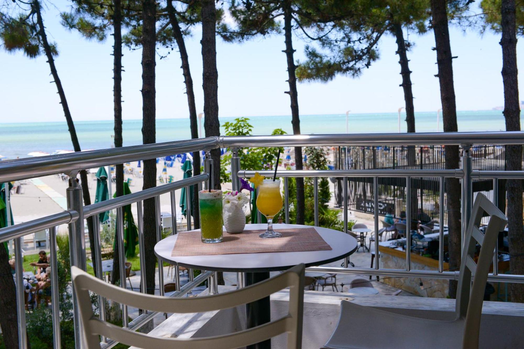 Hotel Andi Durres Luaran gambar