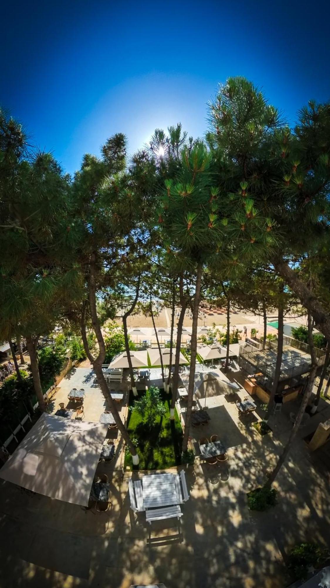 Hotel Andi Durres Luaran gambar