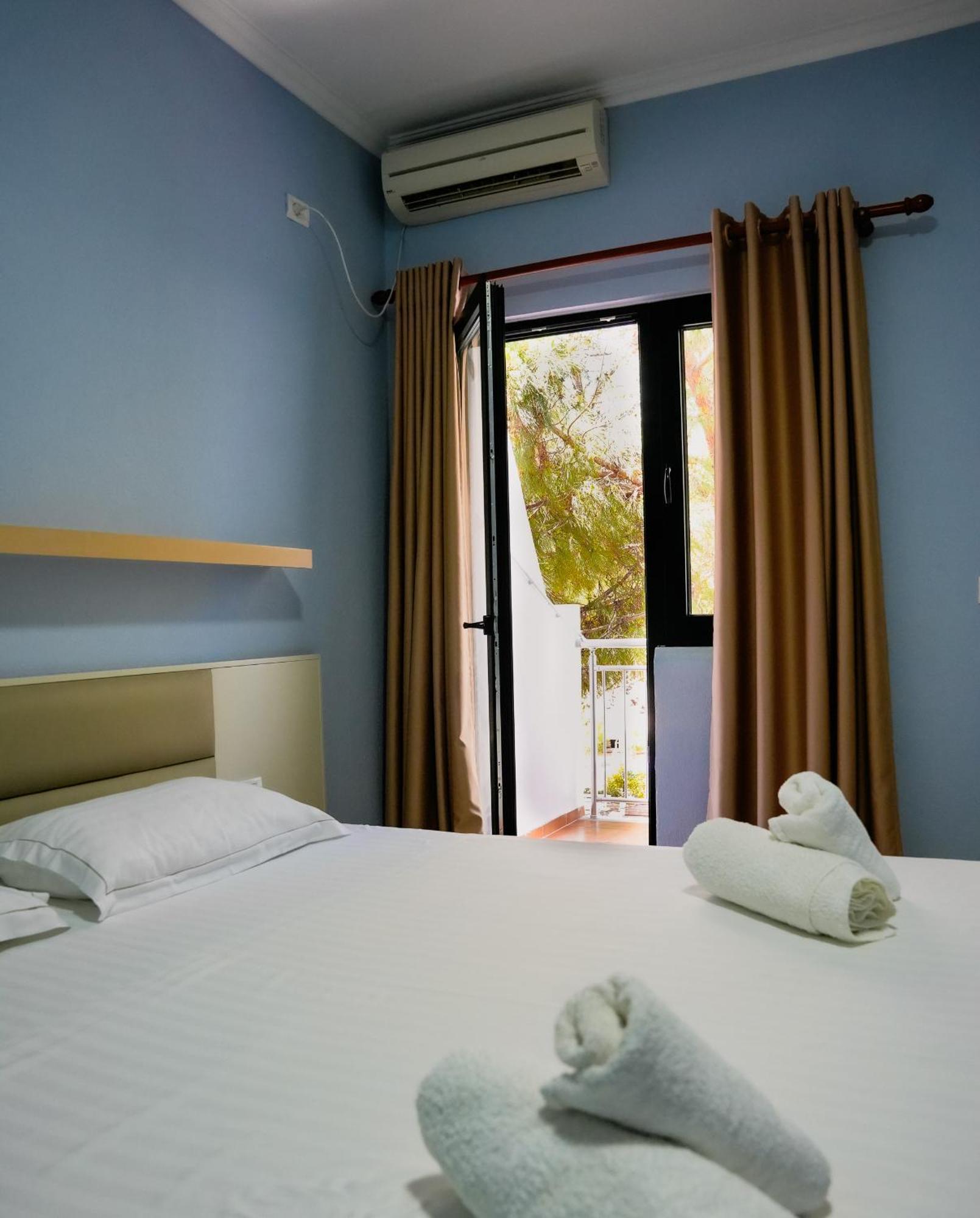 Hotel Andi Durres Luaran gambar