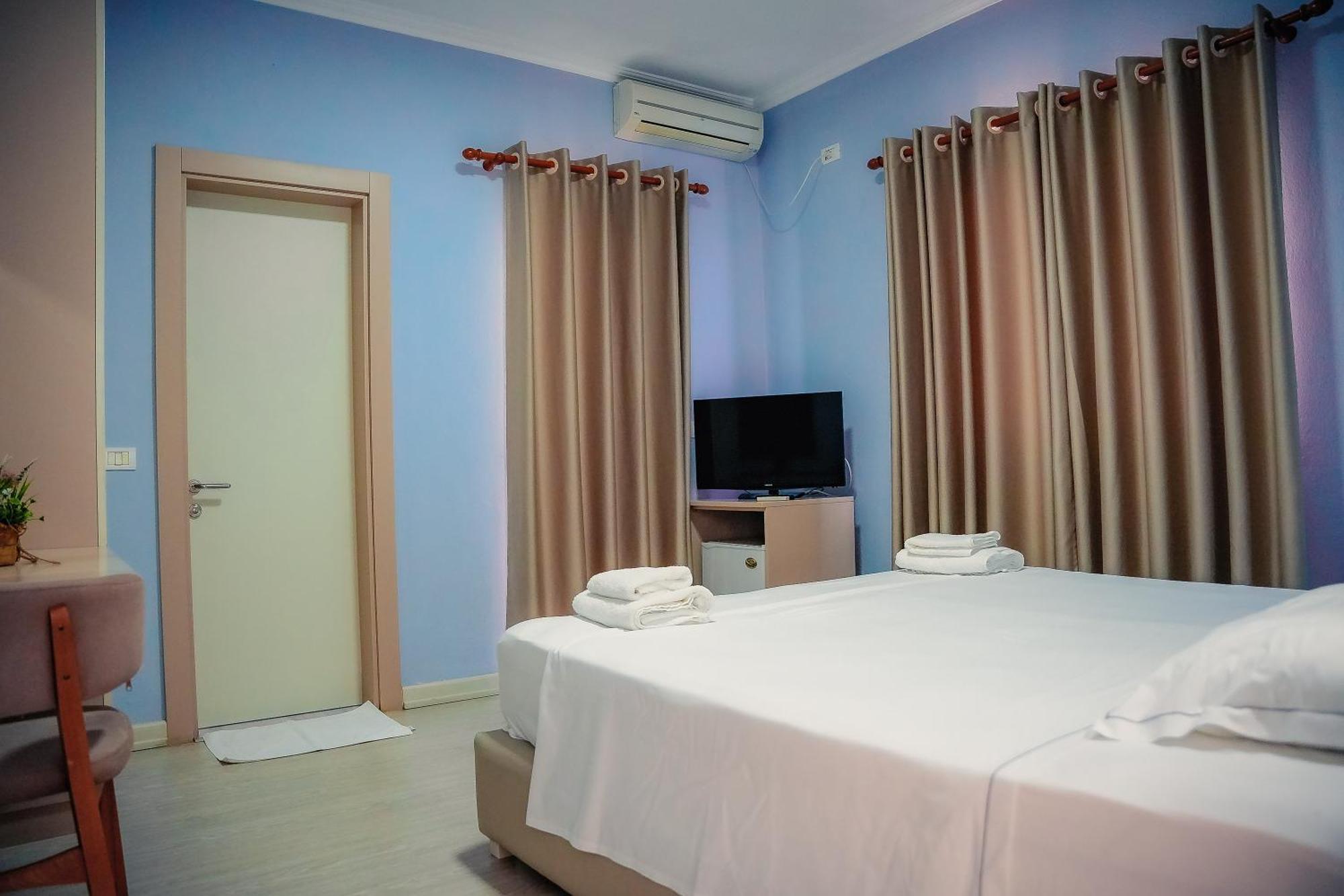 Hotel Andi Durres Luaran gambar