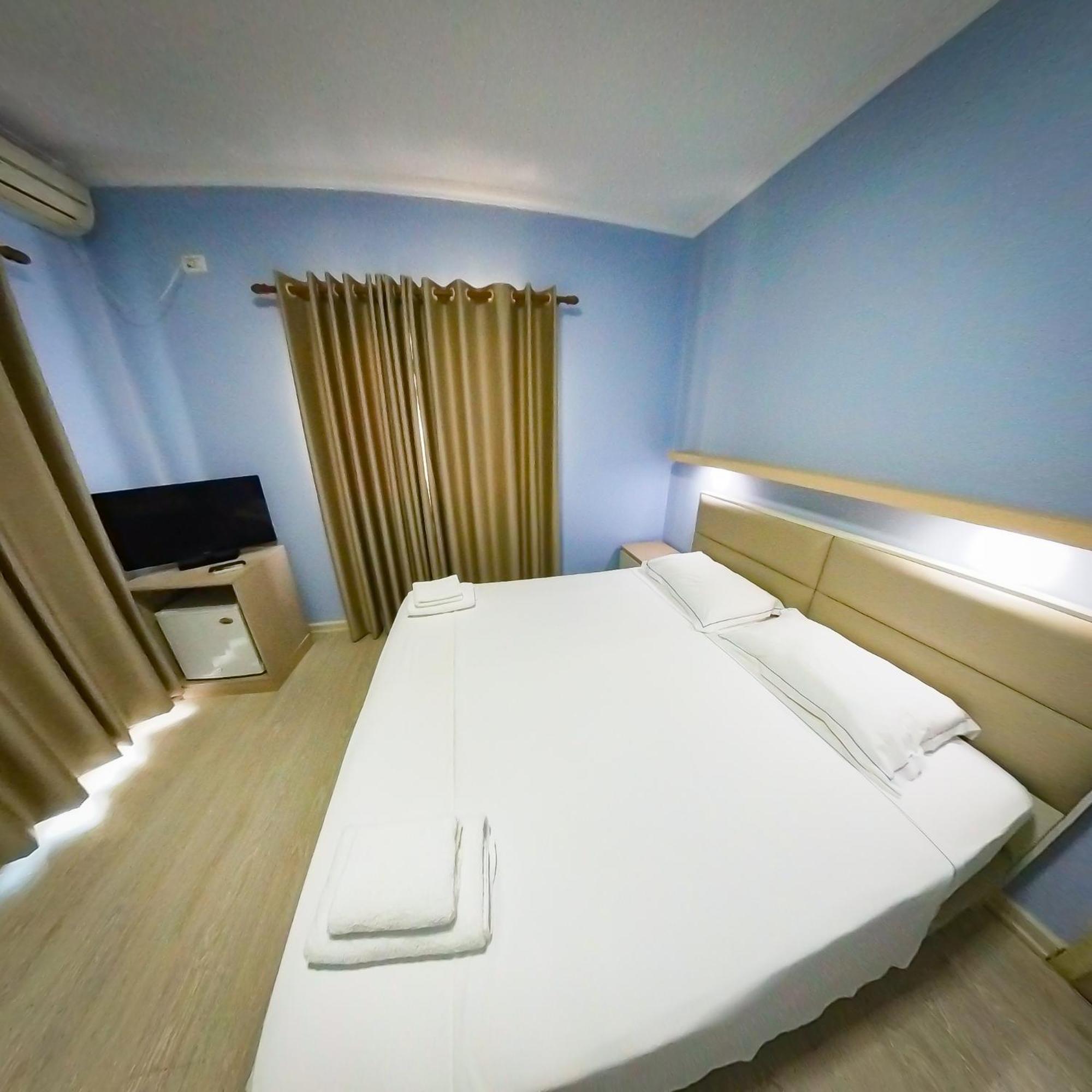Hotel Andi Durres Luaran gambar