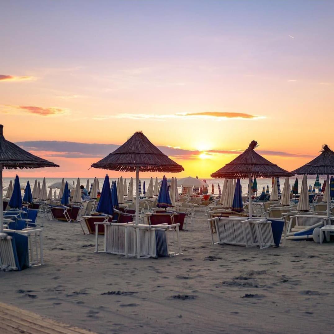 Hotel Andi Durres Luaran gambar