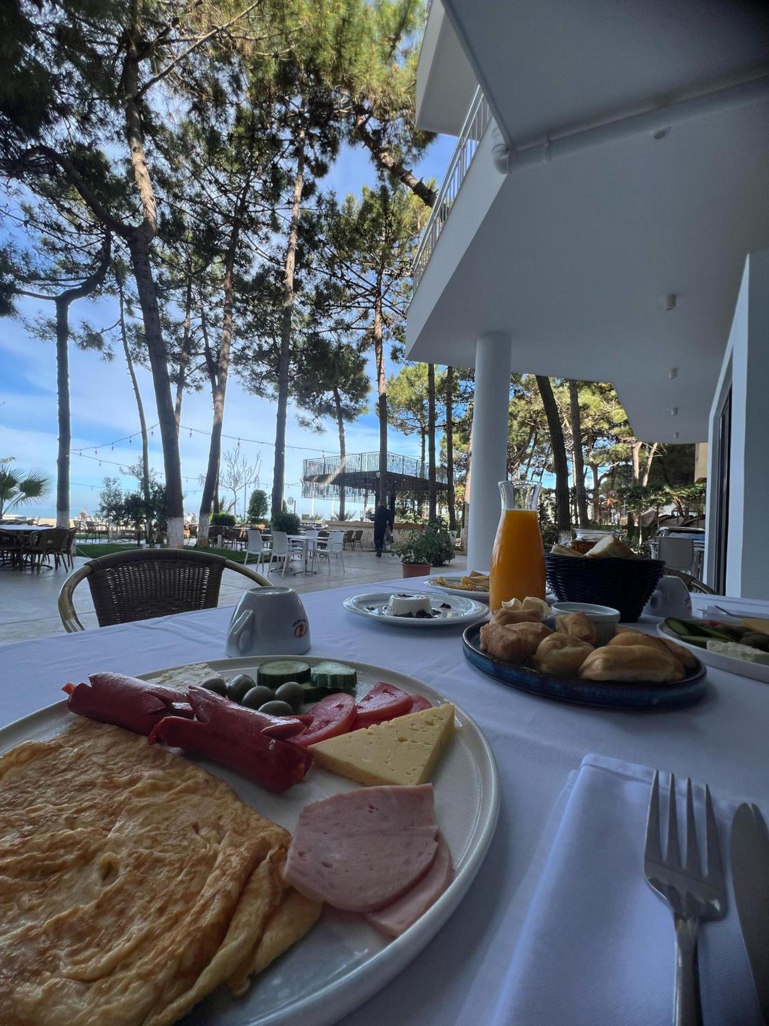 Hotel Andi Durres Luaran gambar